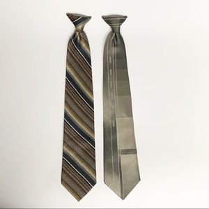 Puritan clip on ties. Looks professional.